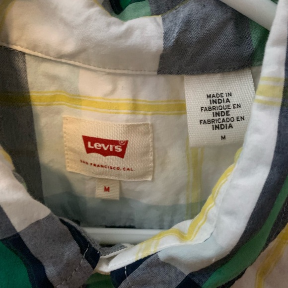 Men’s Levi’s Button Down Shirt - Picture 3 of 3